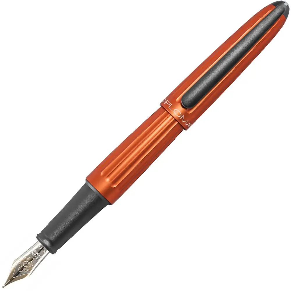 Diplomat, Aero Füller, 14K Feder, Orange 1