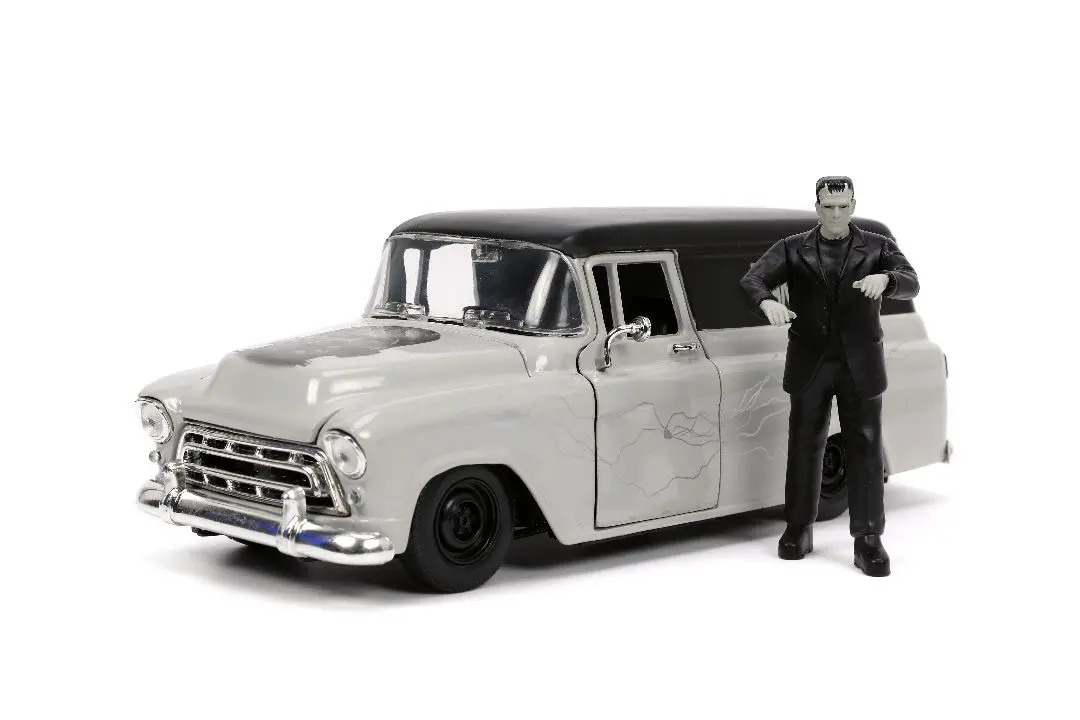 Jada 1/25 Hollywood Rides 1957 Chevy Suburban W/Frankenstein 1