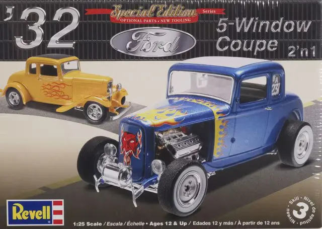 Revell 1/25 1932 Ford 5-Window Coupé 2’N1 Model Kit: Level 5 1