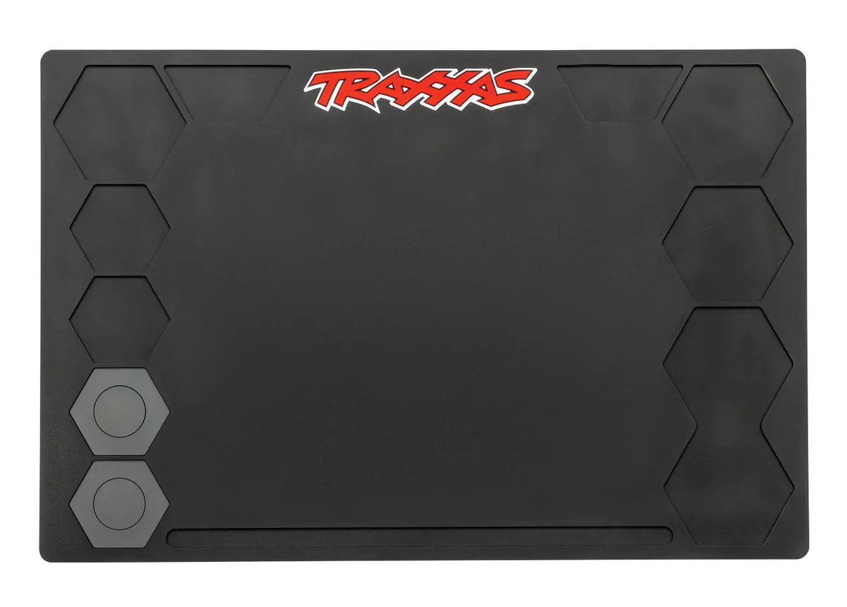 Traxxas Heavy-Duty Medium Rubber Pit Mat: 16X24” (40X61cm) 1