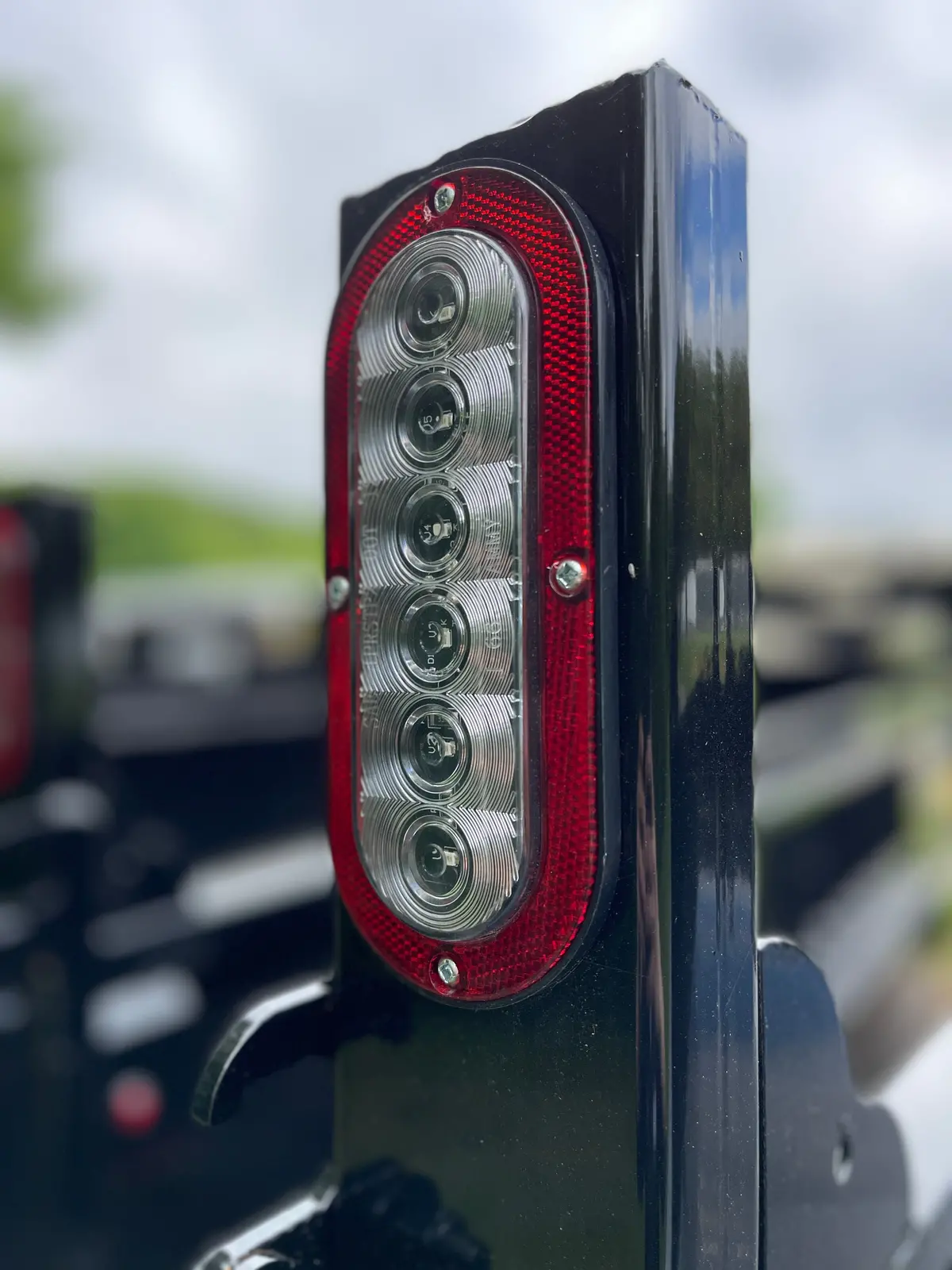 Nexhaul Led Trailer Tail Light - Stop, Turn, Tail (10 Diode) 1
