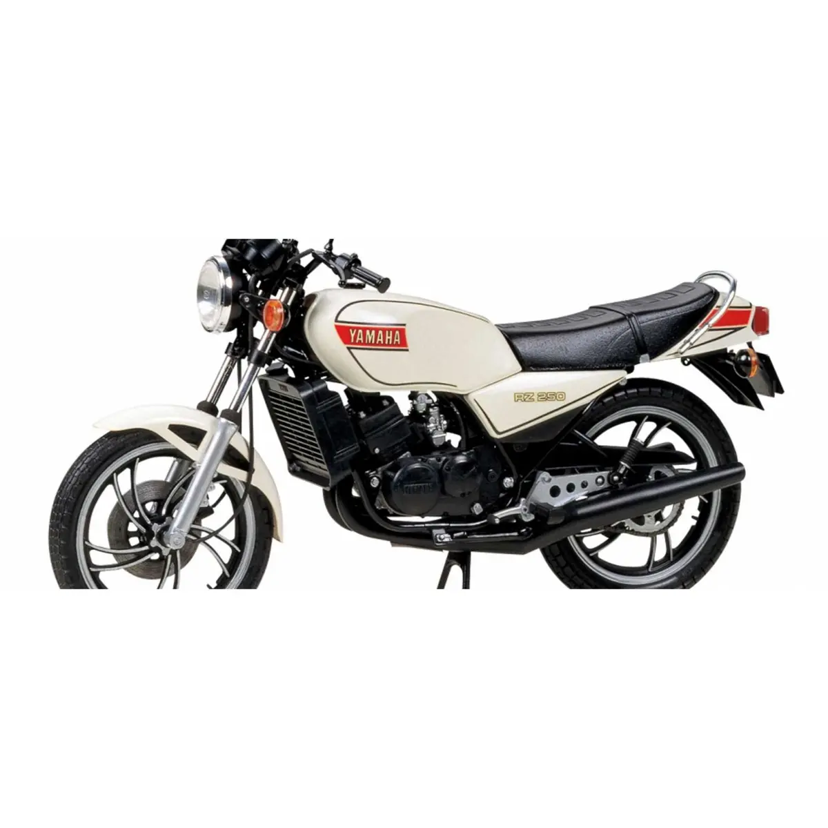 Tamiya 1/12 Yamaha Rz250 Model Kit 1