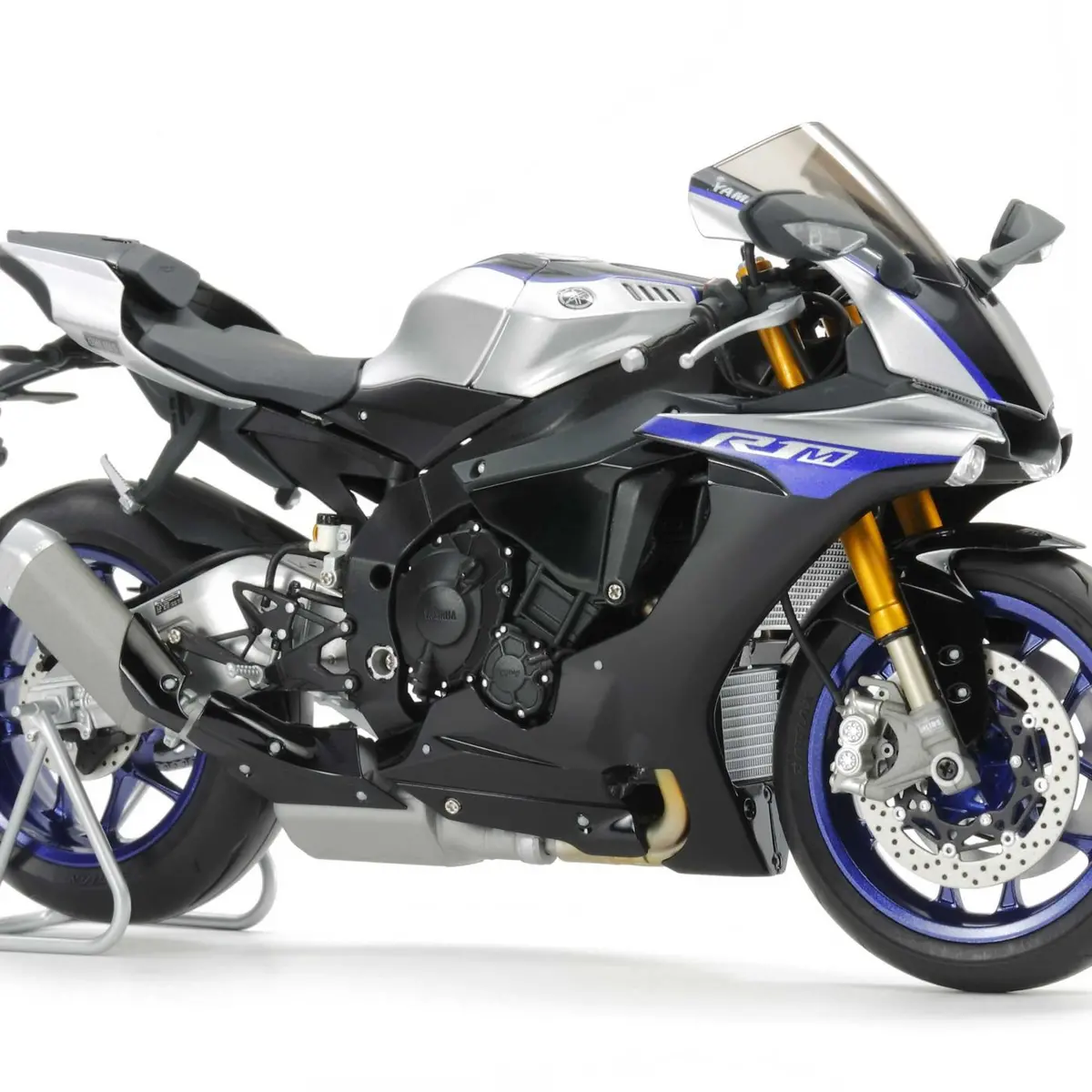 Tamiya 1/12 Yamaha Yzf-R1m Model Kit 1