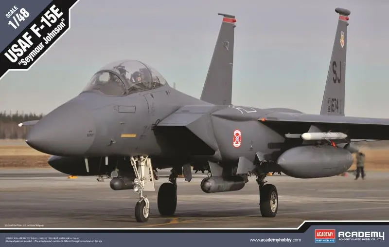 Academy Models 1/48 F-15E Fighter Jet 1