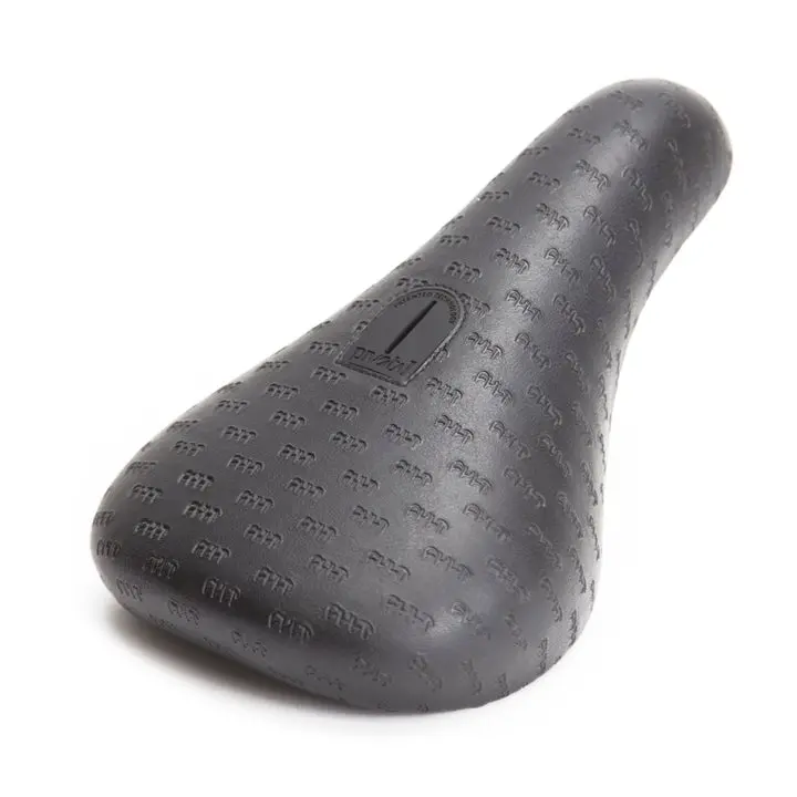 Cult All Over Pivotal Seat Slim (Black) 1