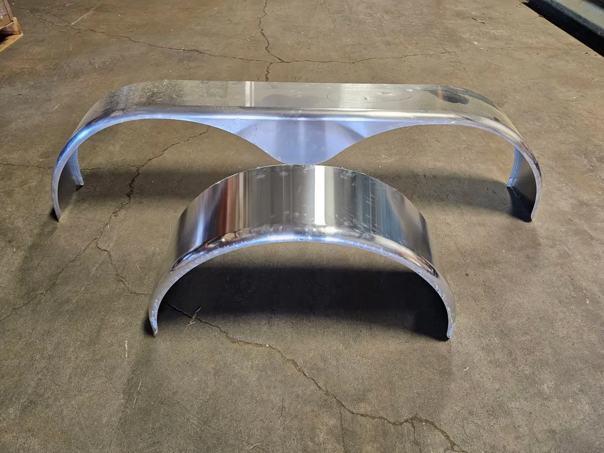 Scratch & Dent Single Axle Smooth Aluminum Round Fender - 10" X 34" 1