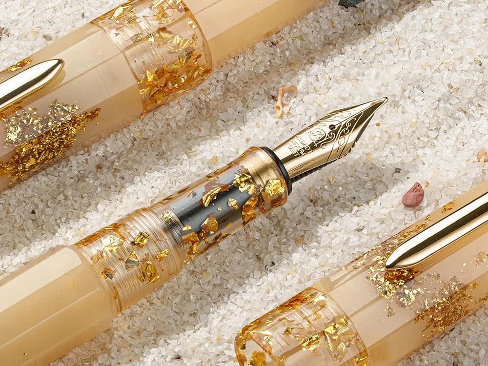 Benu Füller Euphoria Gold, Golden Beach 1