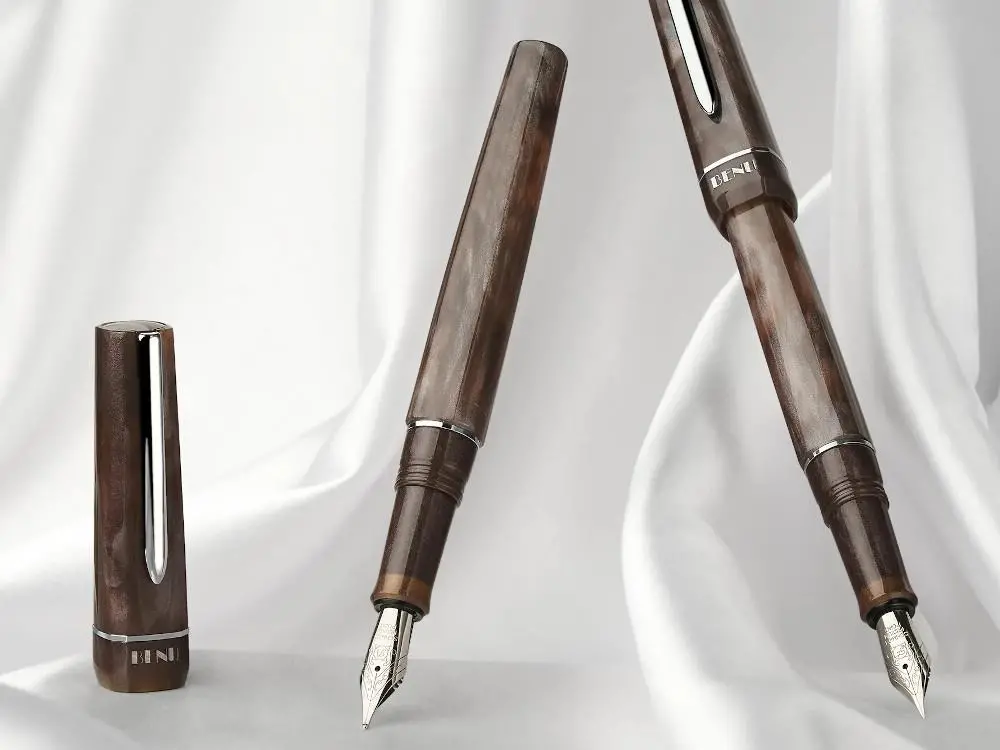 Benu Füllfederhalter Haute Satin Elegante, Facettierte Schäfte Mit Gold- Oder Chromplattierten Beschlägen 1