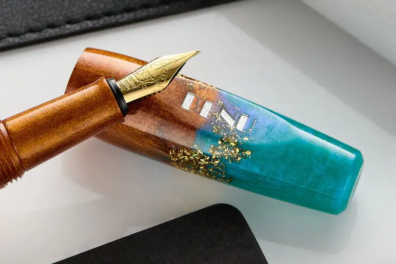 Benu Pixie Aurora Gold 1
