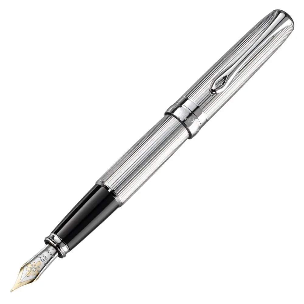 Diplomat, Füller Excellence A2, Guillochiert, 14K Feder, Chrom 1