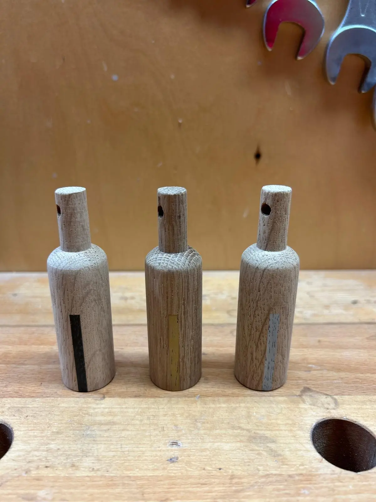 E+M Holzprodukte Gmbh Werksverkauf Weinflasche Silber 1