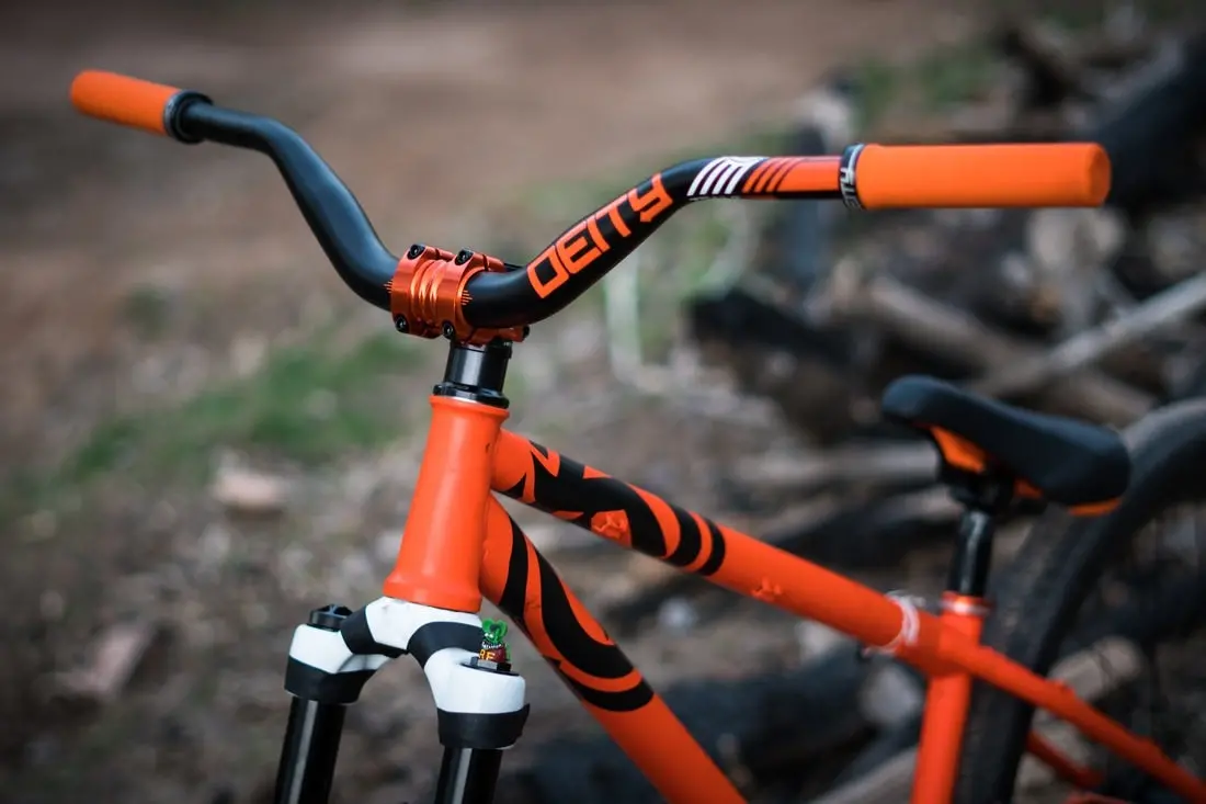 Deity Highside 760 Riser Bar, 31.8Mm, 760Mm, Rise: 80Mm (Orange) 1