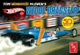 Amt 1/25 Tom Mcewen Hot Wheels Wedge Dragster Model Kit 1