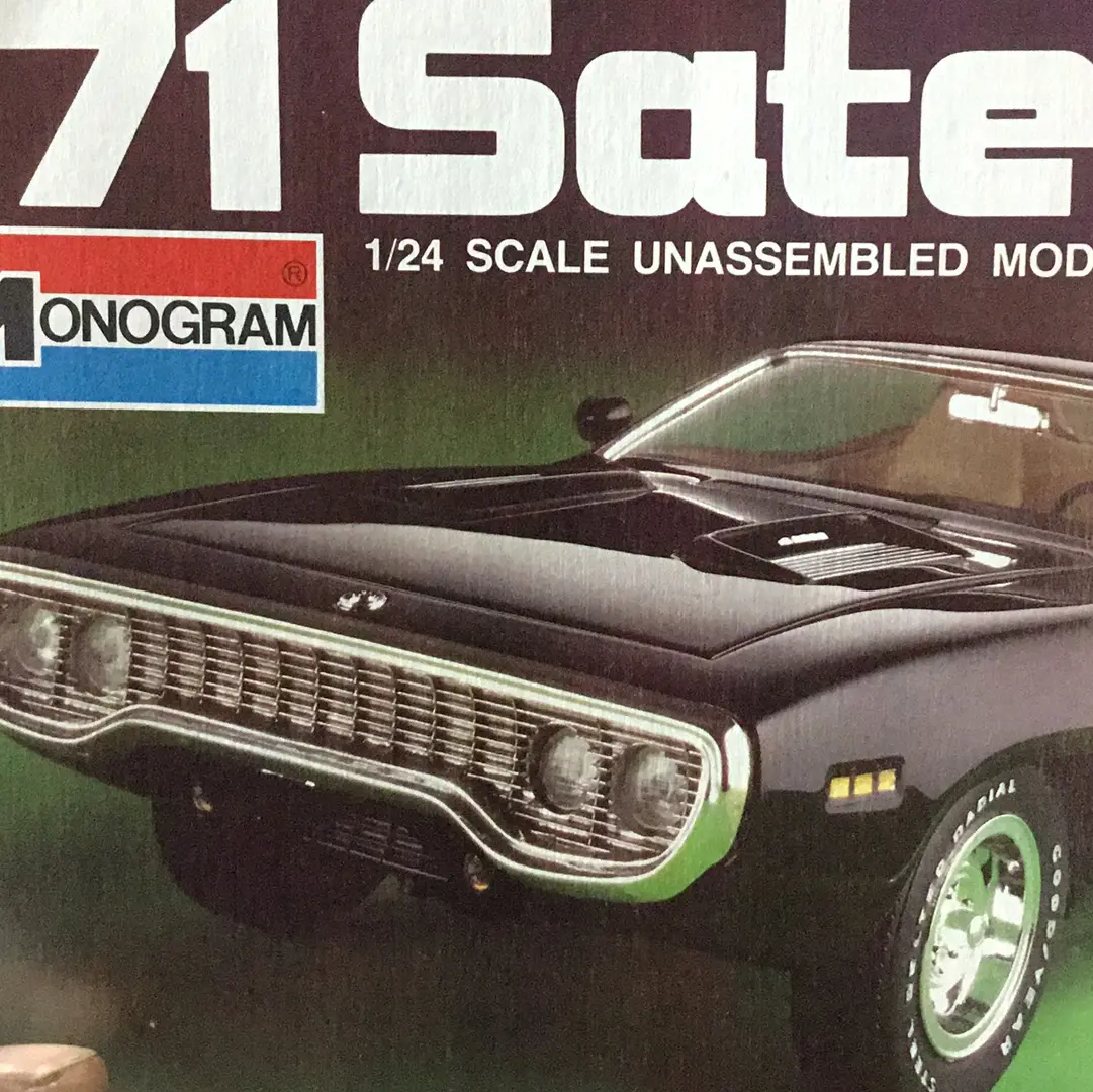 Monogram 1971 Plymouth Satellite 1/24 Model Kit 1