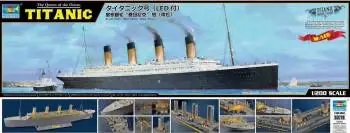 Trumpeter Titanic 1/200 Model Kit W/Light Kit 1