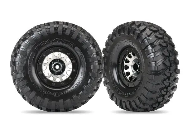 Traxxas 2.2” Tires Mounted/Method Beadlock Rims: Black Chrome 1
